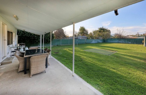 Coonamble Hotel | Castlereagh Lodge Motel