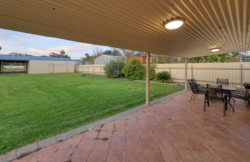 Coonamble Hotel | Castlereagh Lodge Motel