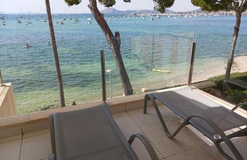 Puerto de Pollensa Apartment | Catalina 3B es un moderno apartamento frente al mar en el Pinewalk