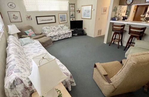 Avalon House | Catalina Getaway El Dorado