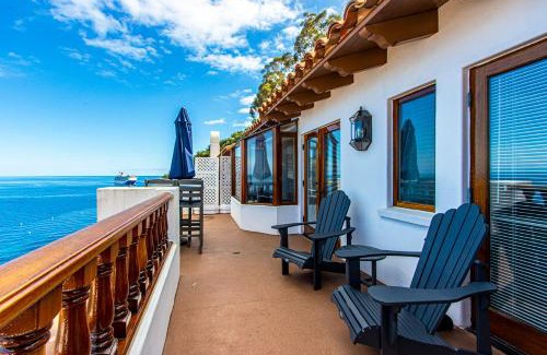 Avalon Apartment | Catalina Island Getaway With 6 Seat Golf Cart Ac