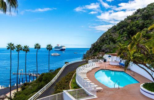 Avalon Apartment | Catalina Island Getaway With 6 Seat Golf Cart Ac