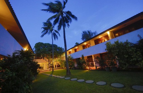 Negombo Hotel | Catamaran Beach Hotel