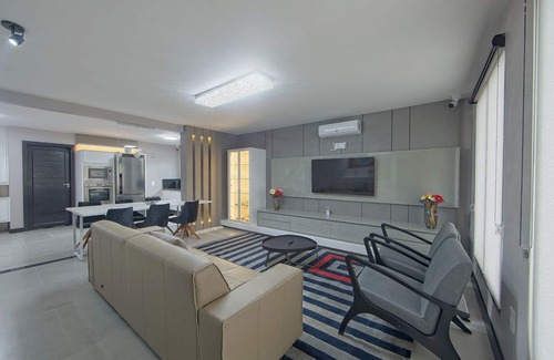 Foz do Iguacu House | cataratas condo pool house