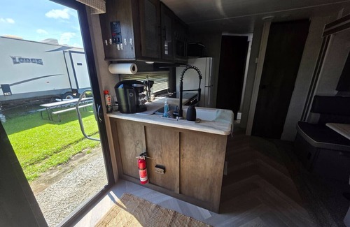 Rogers Bay House | Catchin` Rays Camper NTB