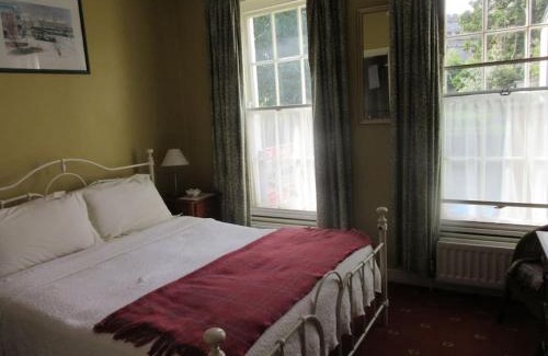 Londonderry House | Cathedral Cottage