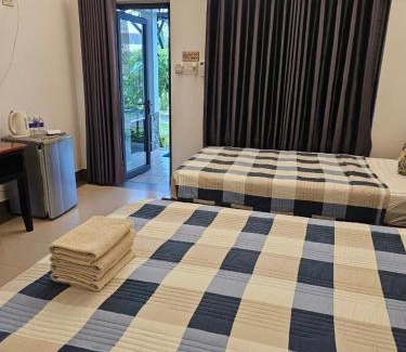 Central Mui Ne Beach Hotel | Catsen Bungalows & Pool Phan Thiet
