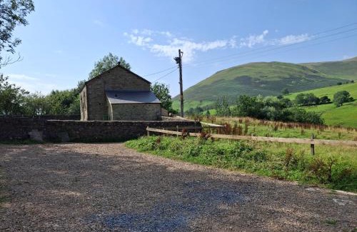 Sedbergh House | Cautley Chapel