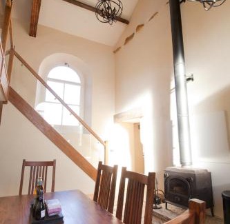 Sedbergh House | Cautley Chapel