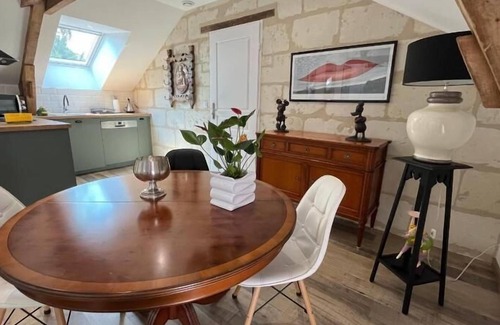 Restigne Hotel | Cave Auger La Maison d'Hotes
