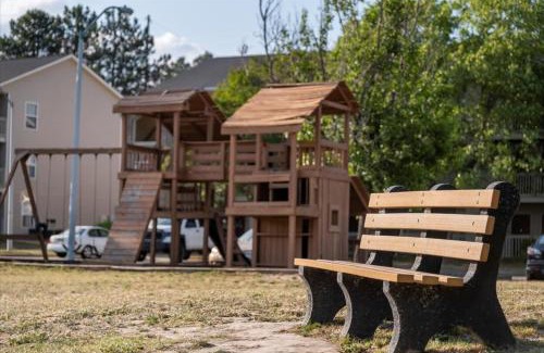 Westover Apartment | Cb 3516-206 Modern Fayetteville Charm