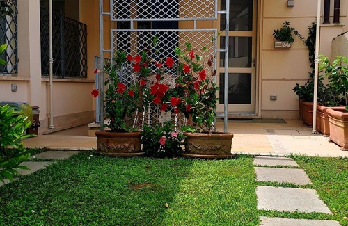 Pietrasanta House | CB House Holiday