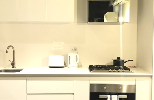 Melbourne Central Business District Apartment | CBD one bedroom apt - clean and comfort