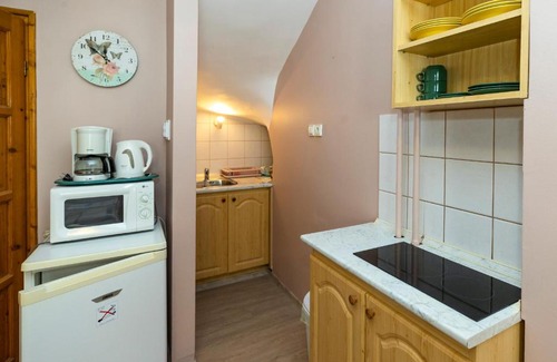Eger Apartment | Cecey Apartman