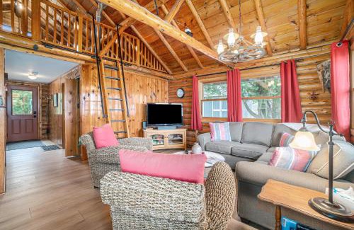 Empire House | Cedar Crest