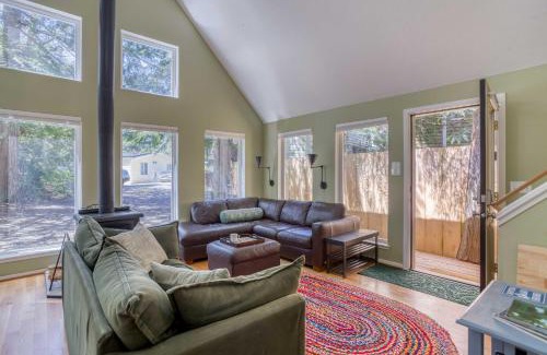 Nehalem House | Cedar Grove - Meredith Lodging
