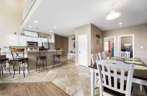 Camdenton Condo | Cedar Heights - Spacious 5 Bdrm Lakeview Condo