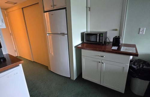 Weirs Beach Apartment | Cedar Lodge Condo Balcony and Full Kitchen