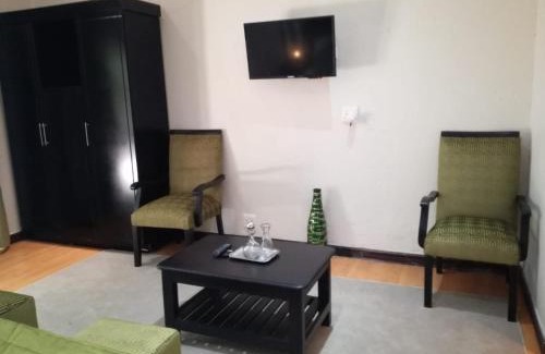 Greater Johannesburg Metropolitan Area Hotel | Cedar Rest Boutique Hotel