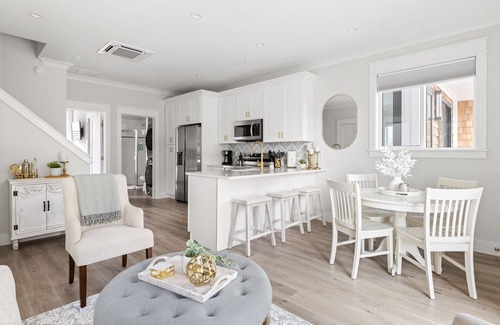 Downtown Wilmington Apartment | Celebration @ The Cove Riverwalk Villas