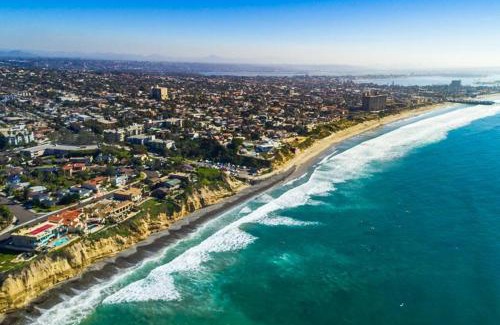 La Jolla House | Celebrity Oceanfront Estate