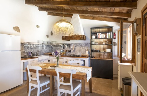 La Orotava House | Centennial Pine 8 Wifi & BBQ