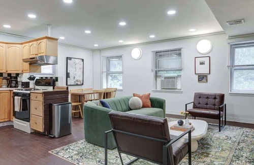 Midtown Village Apartment | Center City Gem - 4BR Near Rittenhouse & Old City