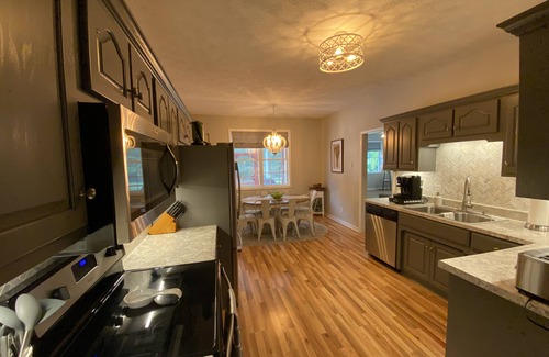 Dowelltown House | Center Hill Lake, family/pet friendly home on nearly 2 acres, sleeps 12-14