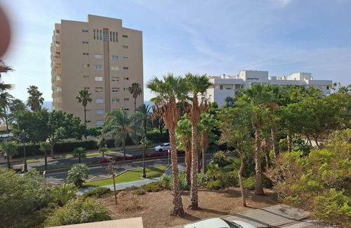 Estepona Apartment | Central 2-Bed Apartment in Estepona Port