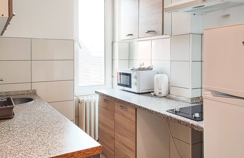 Novi Sad Apartment | Central 2 Bedroom Apartment 85 sq m 5 minutes walk to Trg Slobode