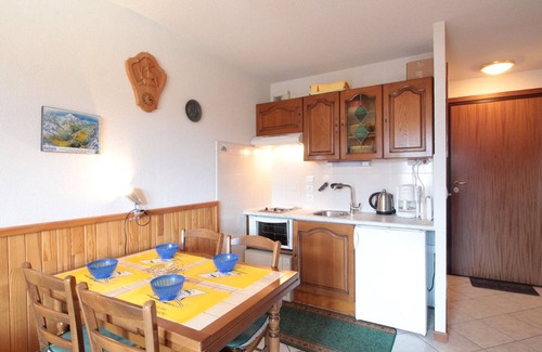 Les Carroz-d'Araches Apartment | Central 2-room apartment with parking near slopes for 4 people
