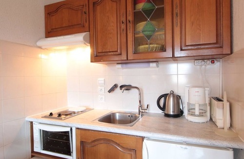 Les Carroz-d'Araches Apartment | Central 2-room apartment with parking near slopes for 4 people