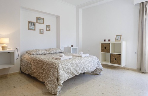 Rota Apartment | Central accommodation 300 meters from the beach. Ideal for Families.