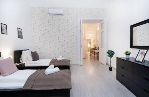 Ferencvaros House | Central and New design apartment