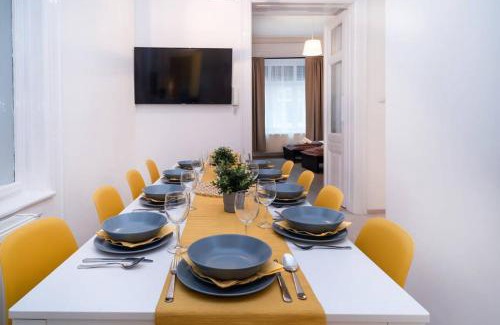 Ferencvaros House | Central and New design apartment