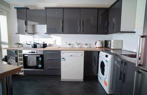 Belfast City Centre Apartment | Central Apartment in Belfast City Centre