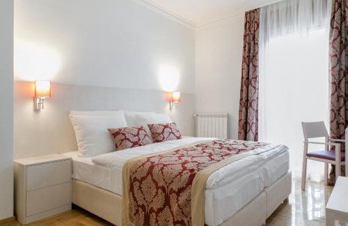Kosancicev Venac Apartment | Central Belgrade Apartment 4