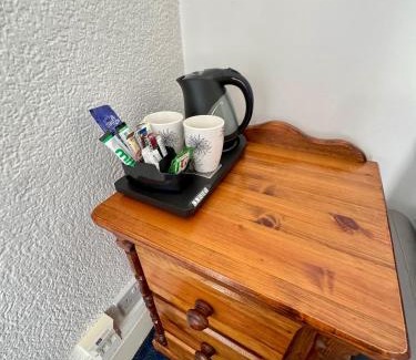 Birmingham House | Central Birmingham Rooms WIFI Free Parking Edgbaston B5