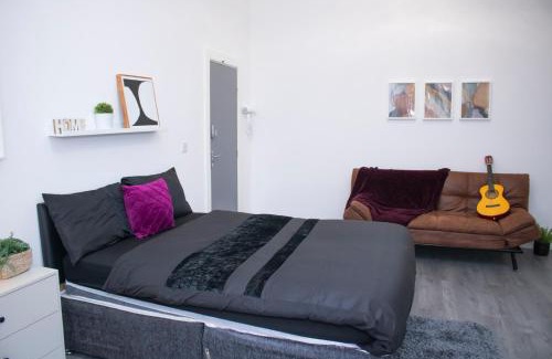 Liverpool House | Central Blissful Haven