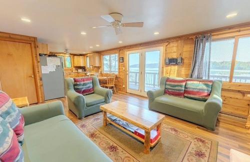 Crystal Falls Cabin | Central Cabin Retreat - ATV Trail Access - Perfect for Groups & Families