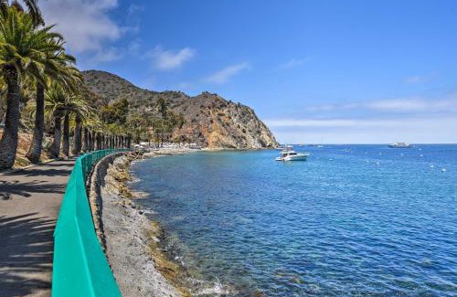Avalon House | Central Catalina Cottage Walk to Ferry and Eateries