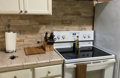 Port Angeles House | Central comfy home
