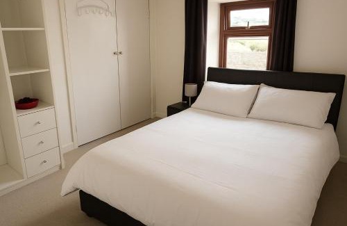 Redruth House | Central Cornwall Stay
