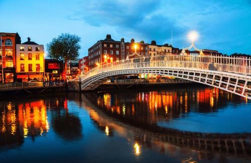 City Centre Dublin Apartment | Central Designer Apartment with river views