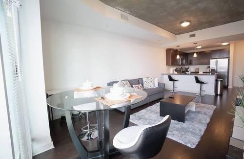 Downtown Apartment | Central Downtown Raleigh Luxury High-Rise Condo