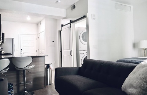 Central City Apartment | Central Downtown Apartment IV