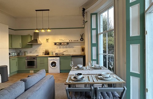 Brighton City Centre Apartment | Central Flat (BRIGHTON)