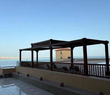 Sakkala Apartment | Central Hurghada with Private Beach & Resort Pools