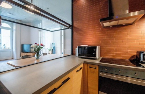 Inner City Budapest Apartment | Central Industrial Luxury Home