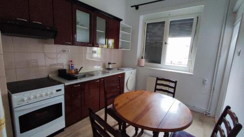 Kragujevac Apartment | Central Lake Apartment